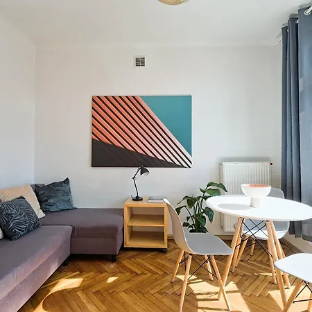 Urbannestgroup - View N8 Warszawa